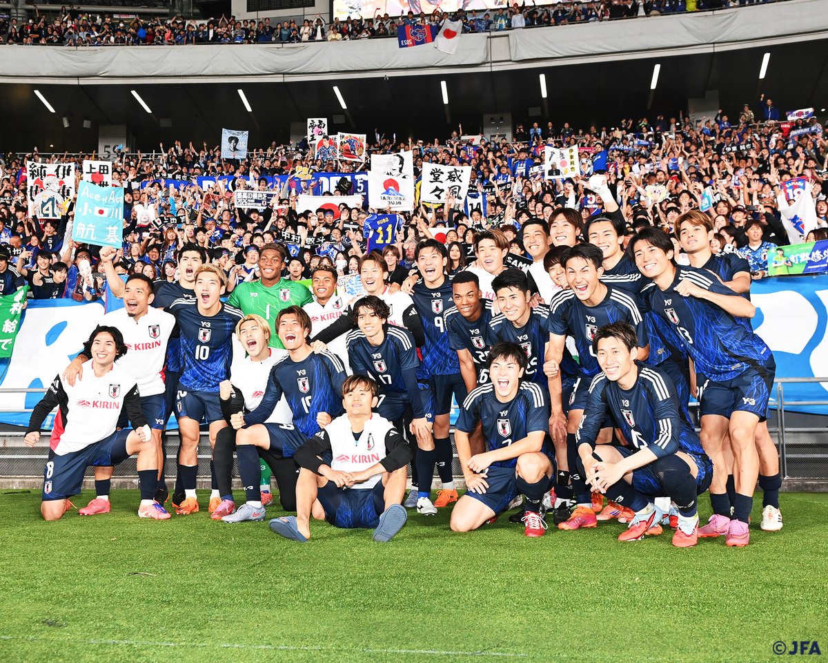 🇯🇵𝐓𝐄𝐀𝐌 𝐉𝐀𝐏𝐀𝐍🔹

#最高の景色を #SAMURAIBLUE 
#jfa #daihyo #サッカー日本代表