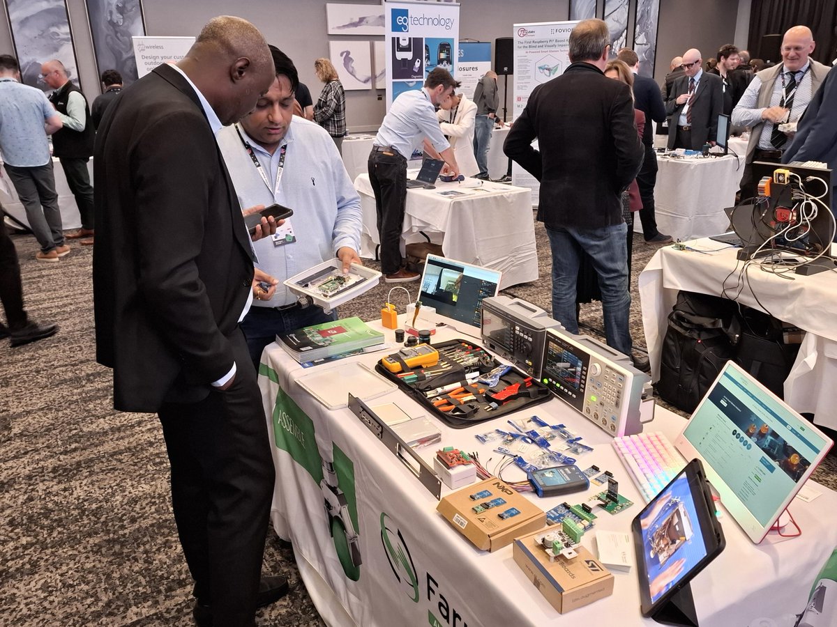 E14Community's tweet image. The #raspberrypi 2025 expo is in full swing 😀