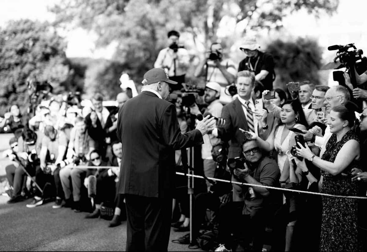 Q_research_Team's tweet image. AND THEY CAN’T HIDE IT ANYMORE…

The signs are everywhere.

The whispers have turned into undeniable proof.

The system is crumbling, and the truth is about to flood every corner of this reality.

What they feared the most is happening, PEOPLE ARE WAKING UP.