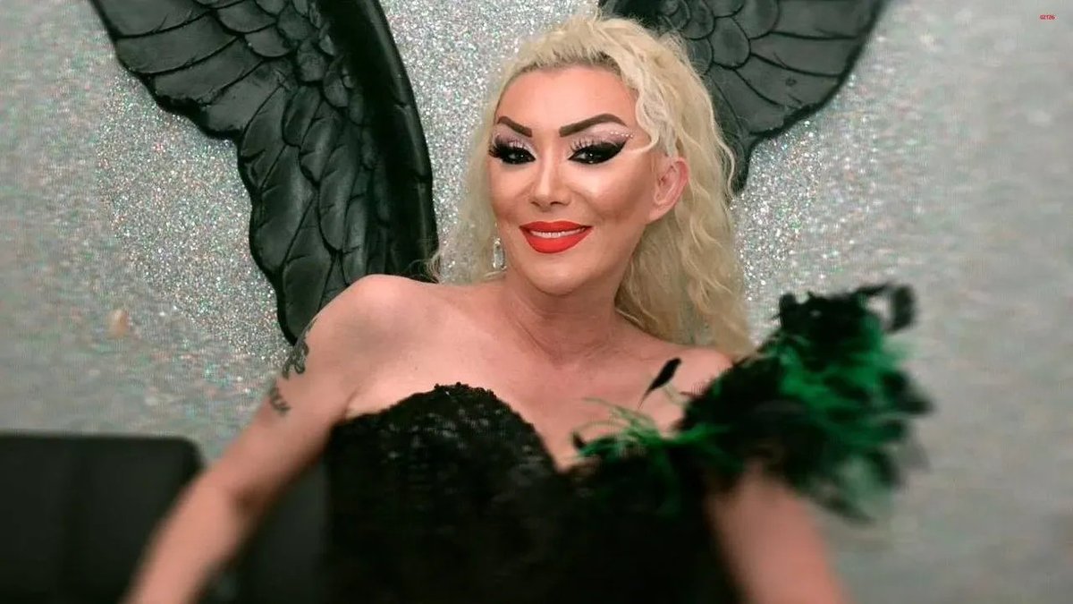 #SonDakika

🔴Şarkıcı Güllü'nün kesin ölüm nedeni, beyin ve iç kanaması olarak açıklandı.

• Kanda 3.53 promil alkol tespit edildi.
• Darp ve cebir izi bulunmuyor.
• Sürüntü ve tırnak örneklerinde başkasına ait DNA'ya rastlanmadı.