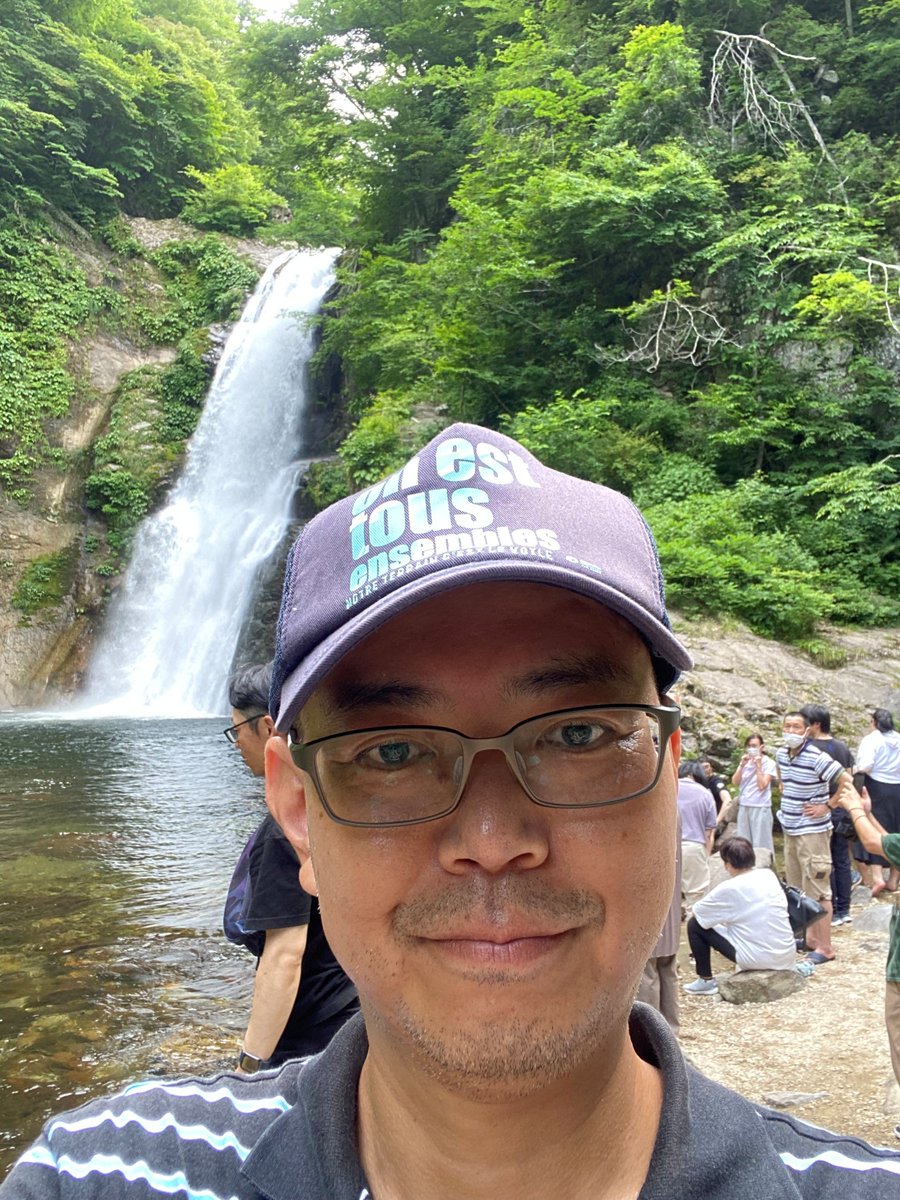 ArrowS_nagoya's tweet photo. 仙台の佐久間です！
数年前にいった仙台の秋保大滝をバックに。
一応日本三大瀑布（諸説大有り）です（汗
仙台は自然がいっぱいです！

ArrowSは一緒に働く仲間を募集しております🤝
ご興味ある方はプロフィールURLよりご応募ください。
https://t.co/UpsftOhlOH https://t.co/7IcAcxAzQS