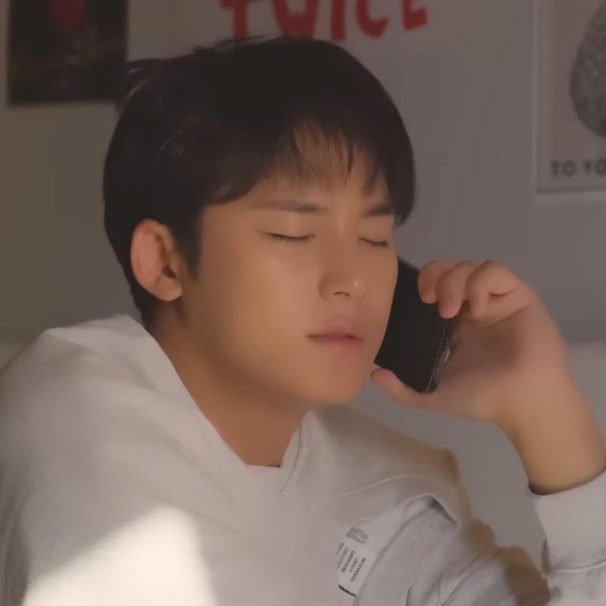 진짜말도안되게귀엽게생겼다 꼬순내