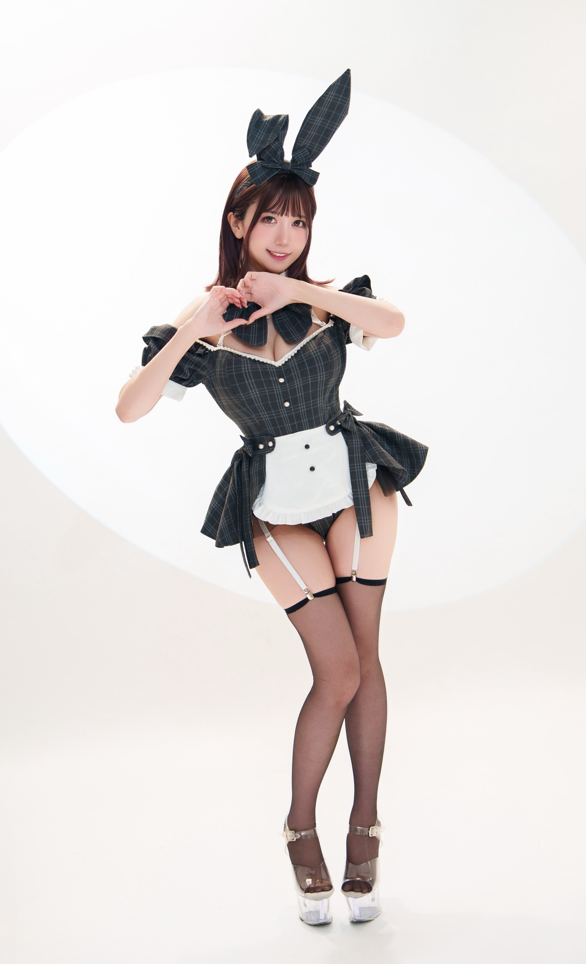 らぶ｜巨乳コスプレイヤーくろうさぎ（@cosplay_rabbit2）エロX画像まとめ