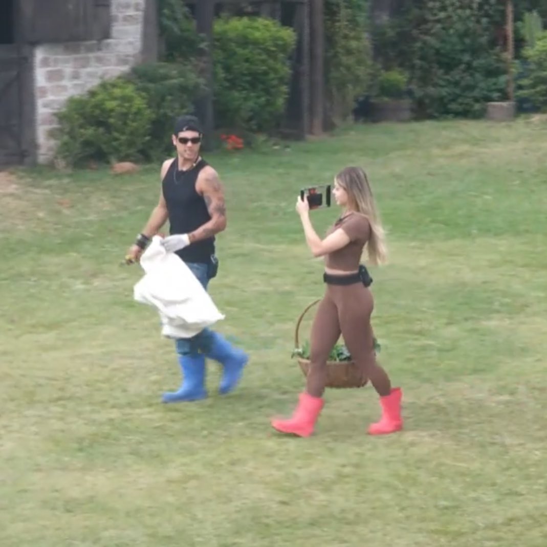 raituita_'s tweet image. ai eles combinam muito que ódio 😩 #TeamSaory