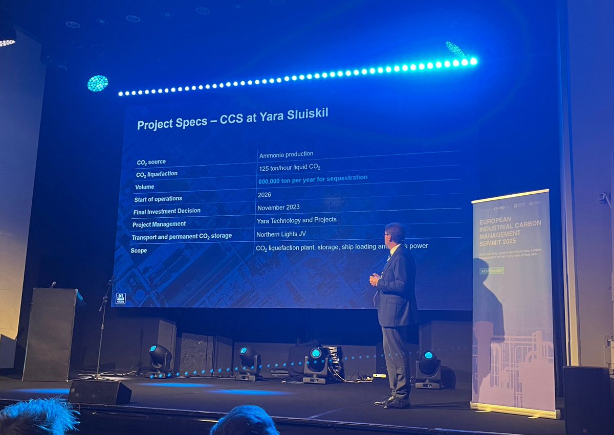 YaraEurope's tweet image. At the #ICMSummit2025, Luc Haustermans presented Yara’s #CCS project in Sluiskil, where 800,000 tons/year of CO₂ will be captured from 2026.

📢 A policy framework to support low-carbon product demand in the EU &amp;amp; a functioning CO₂ market are key to unlocking the CCS potential.