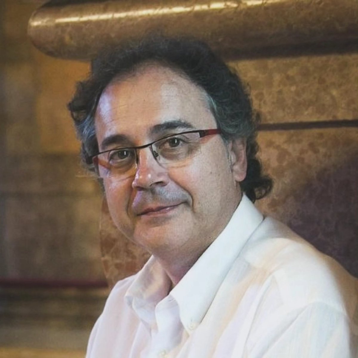 EUCat's tweet photo. 🕊Avui fa 10 anys que ens va deixar Jordi Miralles, referent de l’esquerra transformadora.

Va ser Coordinador General d’EUiA, diputat al Parlament de Catalunya per ICV-EUiA i regidor de Movem Castelldefels.

El recordem amb orgull i compromís. ✊

#JordiMiralles #EUiA #EUCat https://t.co/suhGIiAMSU