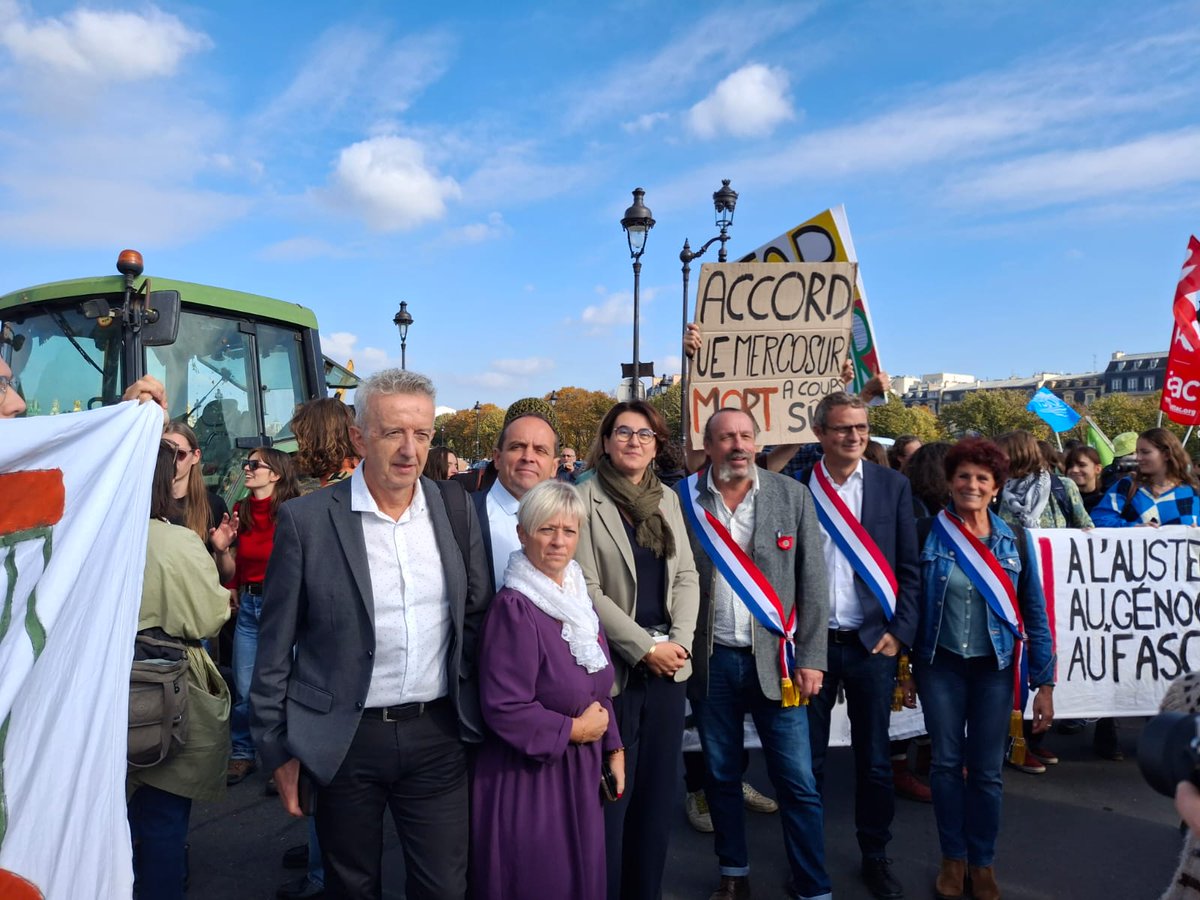 fbarusseau's tweet image. 🎯Ce 14 octobre à Paris, aux côtés de la Confédération paysanne contre l’accord UE-Mercosur.
Non à la concurrence déloyale, oui à une agriculture juste, locale et durable.