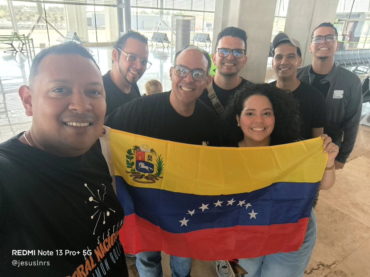 🇻🇪 <a href="/lacoral_sb/">Coral Nacional Simón Bolívar</a> saludando desde Madrid 🇪🇸