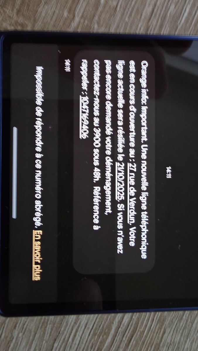CedPross's tweet photo. @OrangePro Sauf que vous voyez bien le SMS que j'ai reçu de Orange https://t.co/ZKX8YHZpXr