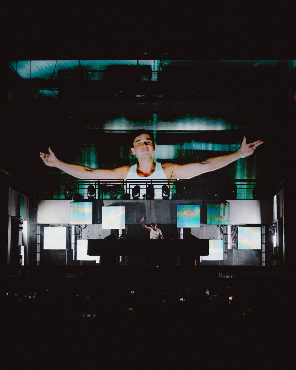 cloud ☁️ tweet media