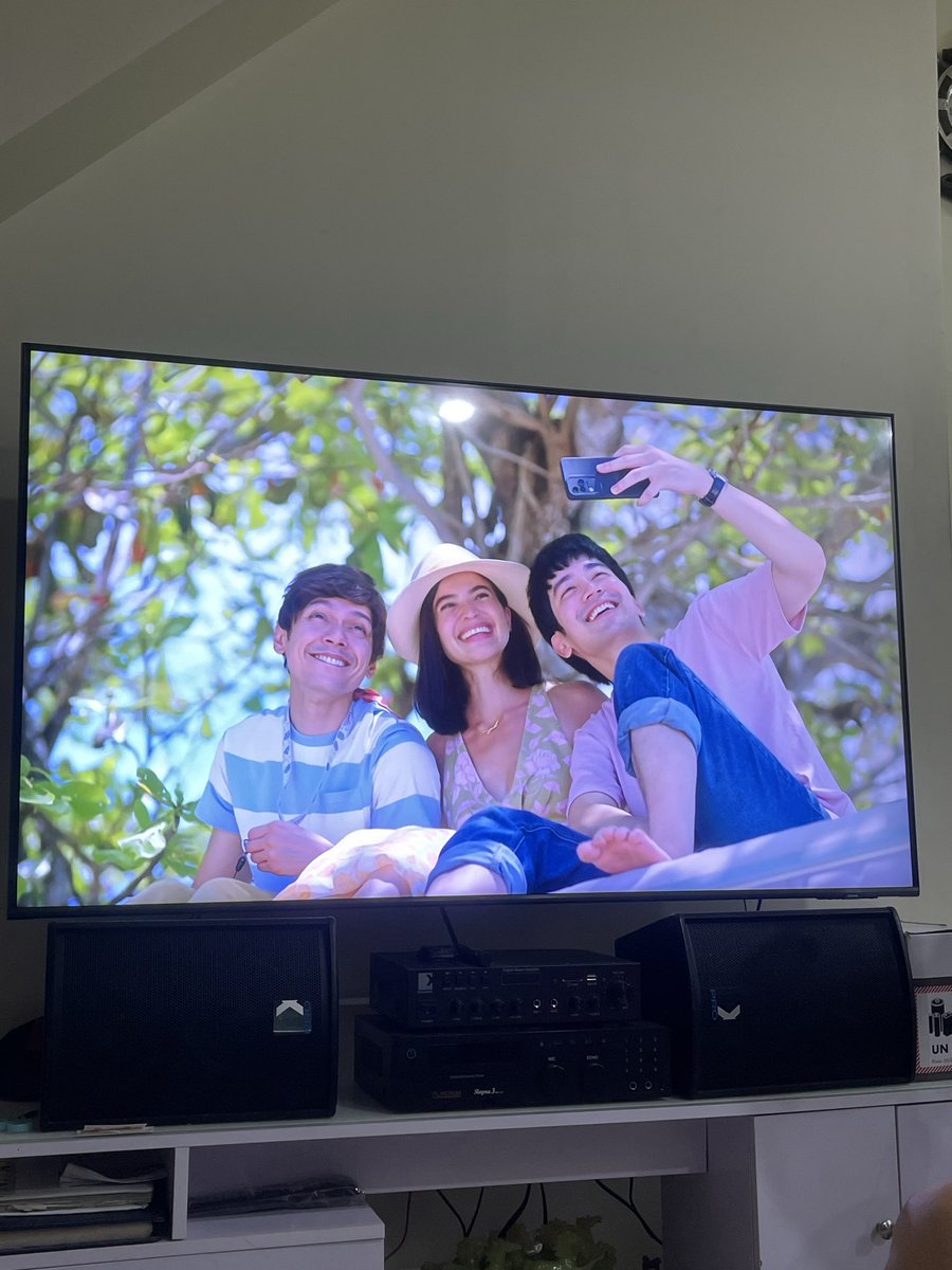 ceunicecruz's tweet photo. our forever favorite Healing Trio 🤍🥹 @annecurtissmith @iamjoshuagarcia @queenbeemae THANK YOU FOR THIS AMAZING ADAPTATION 😭💗 my heartttt! #ItsOkayNotToBeOkayPH #itsokaytonotbeokayfinale https://t.co/WKOv9KjH2G