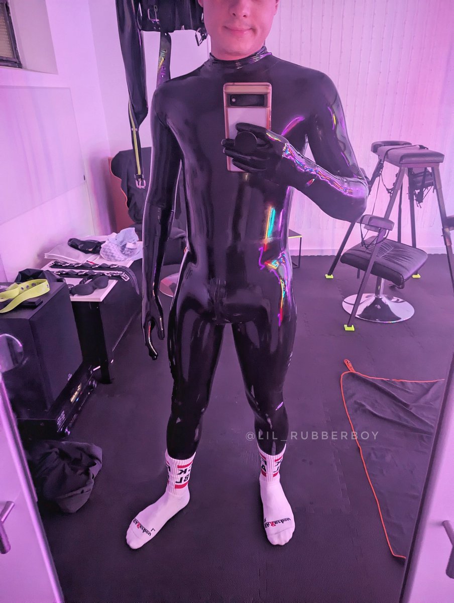 Lil_rubberboy tweet media