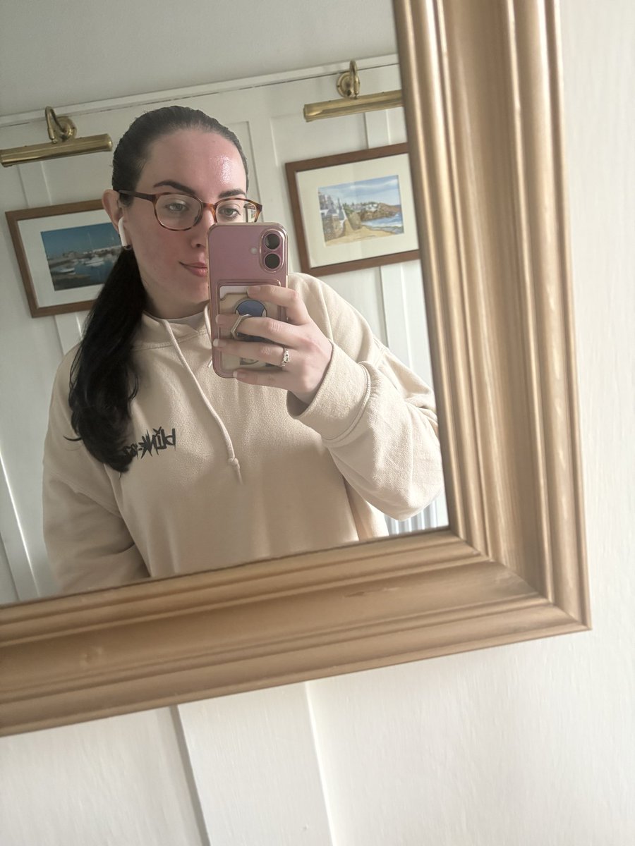 Extended lunch break = more time to get the steps in👟