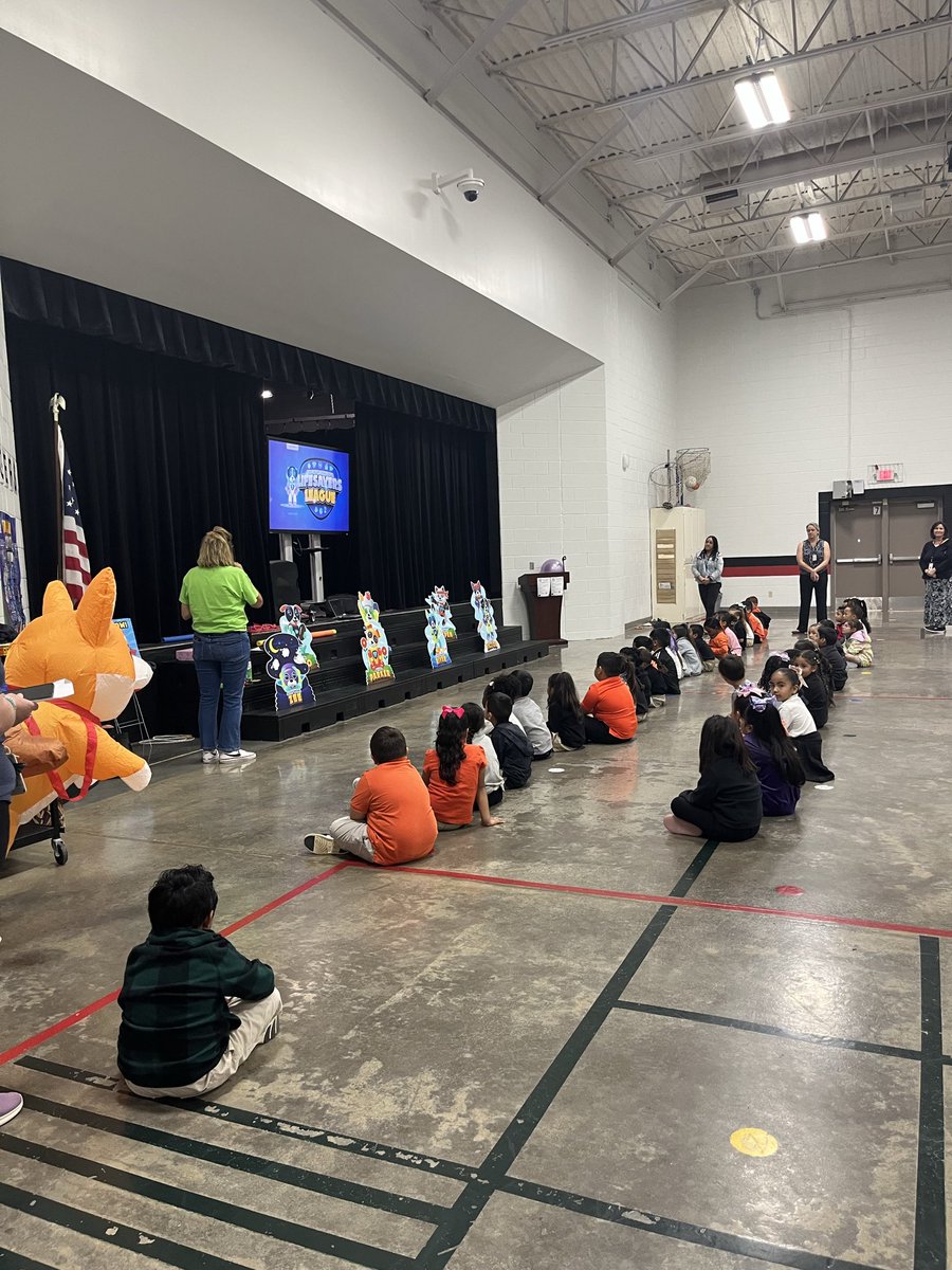 CrobertsMISD24's tweet photo. Our Heart Hero’s are at Pease this morning kicking Off  The Kids Heart Challenge https://t.co/ItkNQST9C8