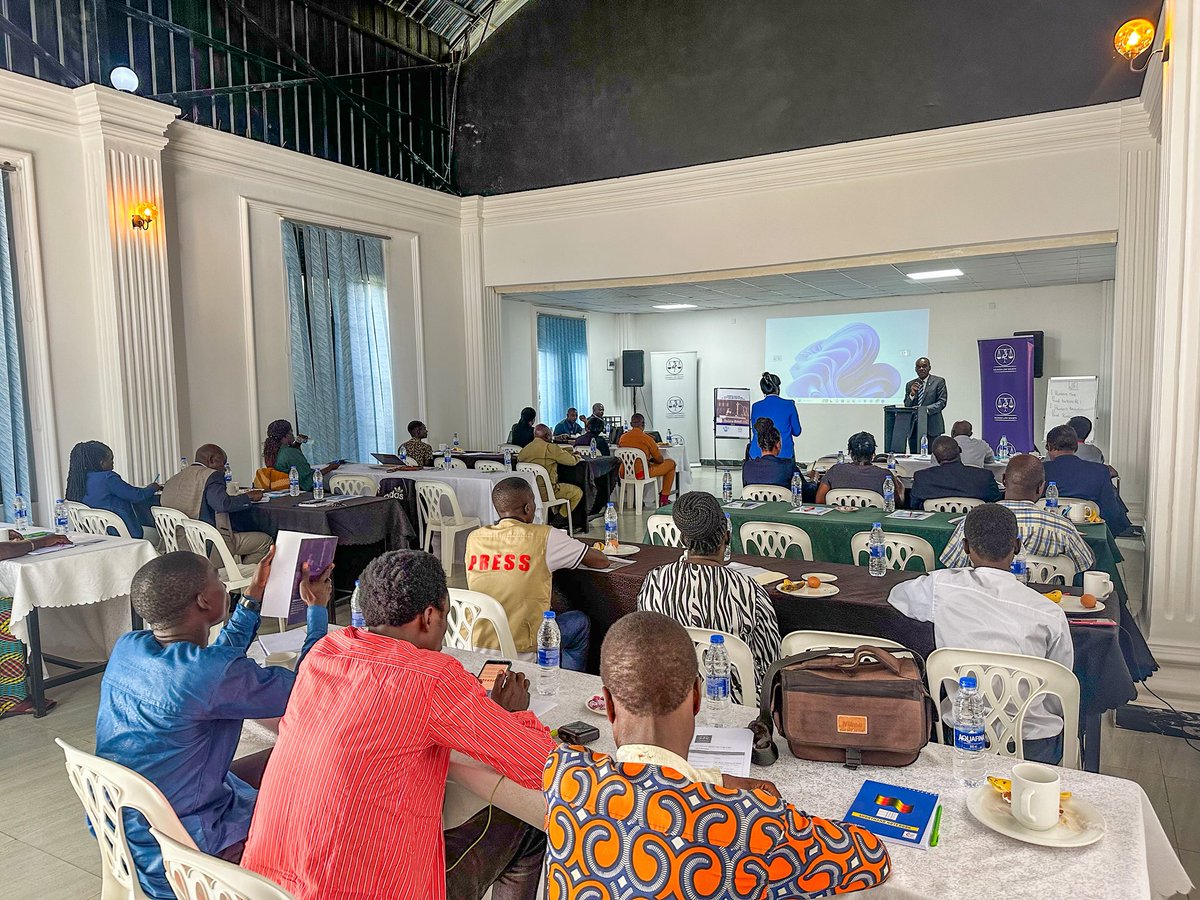 Feni Rogers tweet media