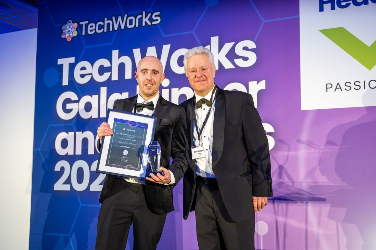 TechworksHub's tweet image. ๐ TechWorks Awards 2025
๐ Entrepreneur of the Year | Sponsored by Cadence
โฐ Final call โ apply by this week!
Last yearโs winner, Benjamin White was honoured for his visionary leadership in UK deep tech.
Celebrate innovation and impact โ apply now:
techworksawards.com/#awards