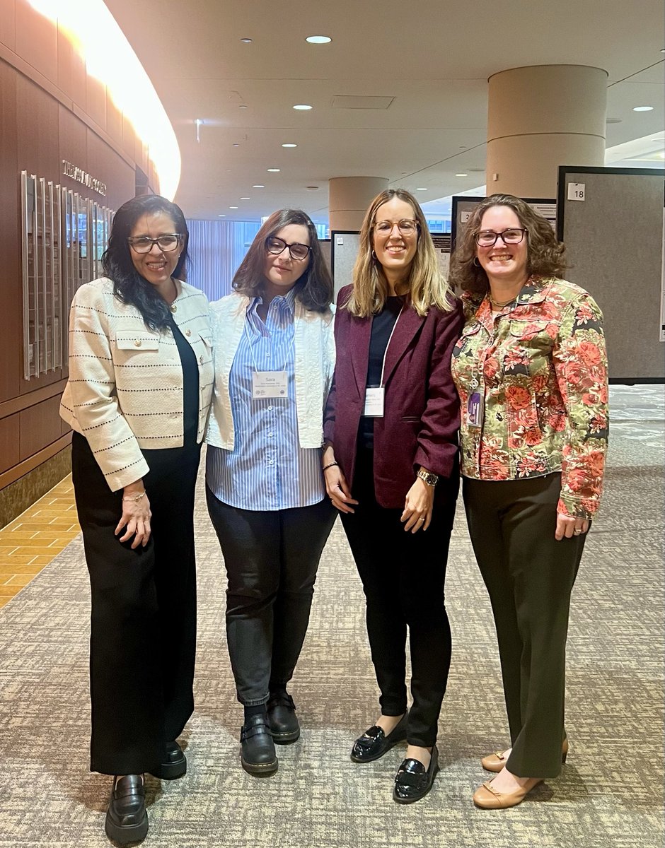 nardhygomez's tweet image. @WashU_OBGYN proudly represented at the Upper Midwest Summit for Reproductive Science!
From undergrads to faculty, the #CRepHS team showcased amazing work. What a fantastic meeting! 💙🔬@FarnersRiera