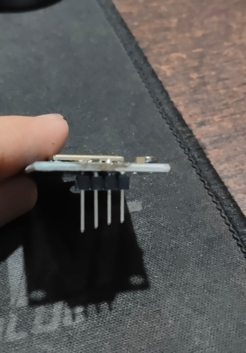lifeisgame_0's tweet image. First time soldered the headers pins into my new neo 6m gps v2 , but it got wronged and looks messy.