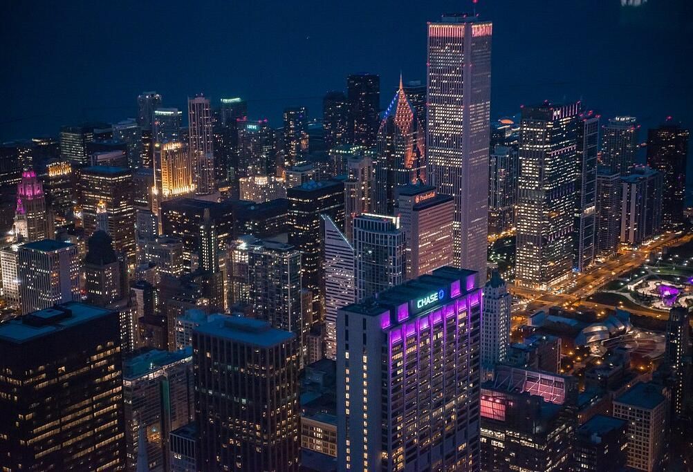 Chicago's Office Ownership Shuffle Is Spurring Leasing bisnow.com/chicago/news/o…