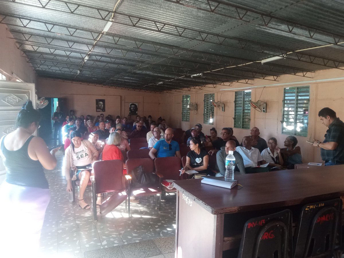 ONURE Mayabeque (@onure_may) on Twitter photo Consejo Energético en Melena del Sur, dónde se abordo el proceso de puesta de los planes a las Formas de Gestion No Estatal en el territorio, contó con la participación del Director de REOME para contestar las dudas al respecto de la instalación de Paneles Fotovoltaicos. Consejo Energético en Melena del Sur, dónde se abordo el proceso de puesta de los planes a las Formas de Gestion No Estatal en el territorio, contó con la participación del Director de REOME para contestar las dudas al respecto de la instalación de Paneles Fotovoltaicos.
