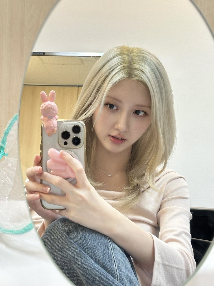 ivepics_'s tweet image. 🐿🫐
