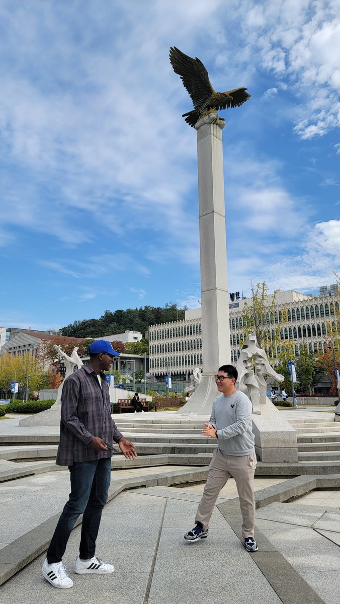 Ademola 주목혁 tweet media