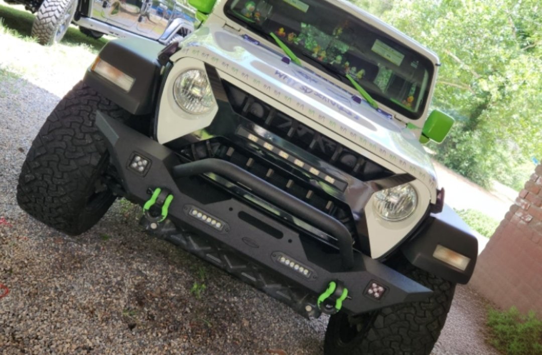 RedWolf_19's tweet image. Jeep time!

#twisted #Tuesday #Jeeplife #tuesdayvibe