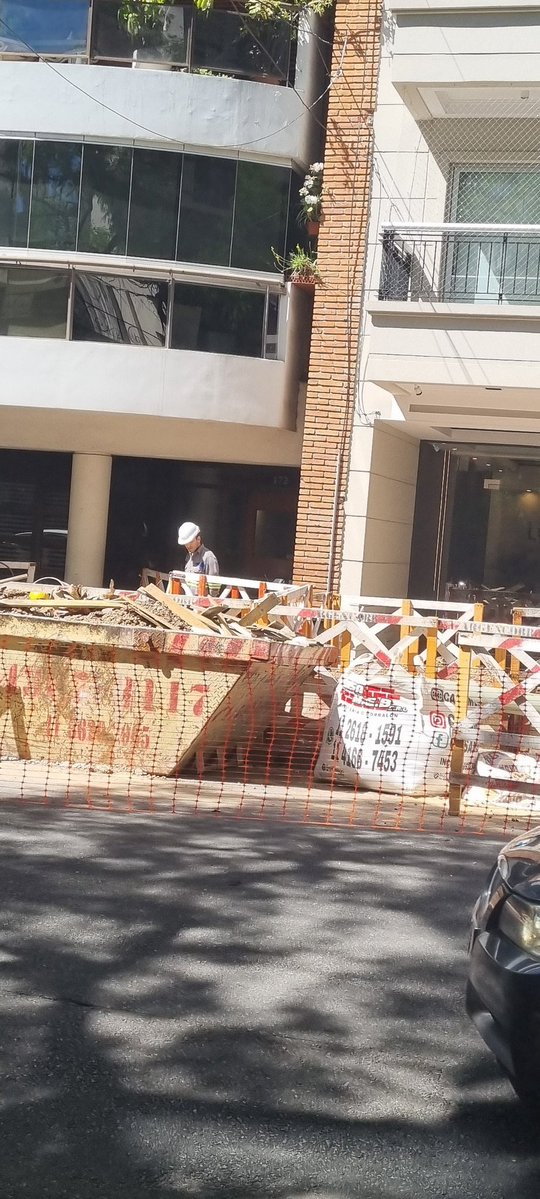 De nuevo rompiendo en la misma cuadra. 4 veces en el año. Se ve que nadie controla. Curiosamente antes de las elecciones siempre
