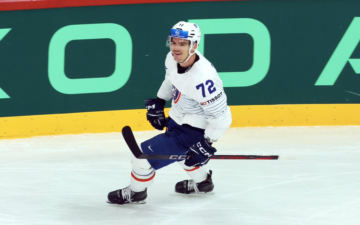 Équipes de France Hockey 🏒 (@hockey_fra) on Twitter photo C'est avec le sourire que Jordann Perret souffle sa 3⃣1⃣ème bougie aujourd'hui 🎂
Joyeux anniversaire <a href="/DannPerret/">jordann perret</a> 🤟 #TeamFranceHockey C'est avec le sourire que Jordann Perret souffle sa 3⃣1⃣ème bougie aujourd'hui 🎂
Joyeux anniversaire <a href="/DannPerret/">jordann perret</a> 🤟 #TeamFranceHockey