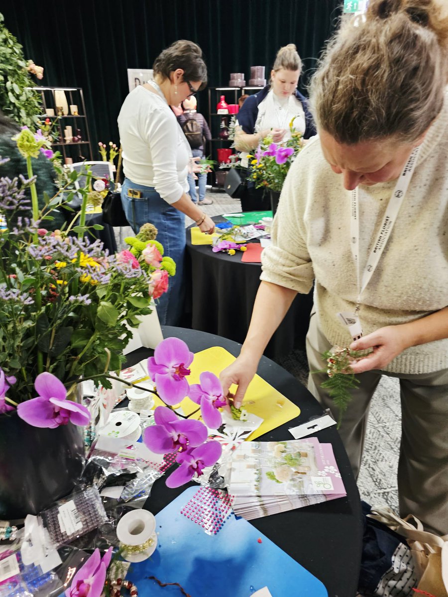 hughbaird's tweet photo. Level 2 Floristry students visited Fleurex at the East Midlands Conference Centre, watching demos by Daniel Santamaria &amp; Joseph Massie, meeting suppliers, networking, and gaining inspiration from incredible competition pieces! 🌸✨ #Floristry #Fleurex https://t.co/kA3ZhI9LRv