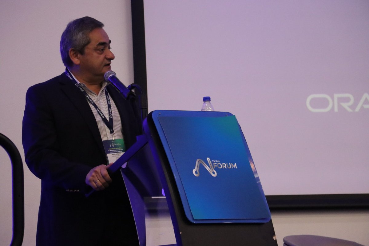 CINTELColombia's tweet photo. ¡Iniciamos la segunda versión del #CINTELAIForum!
Este evento organizado por #CINTEL, @camaracomerbog y @CafamOficial busca apoyar a las Pymes en la comprensión, uso y adopción de la Inteligencia Artificial como motos de productividad e innovación.
¡Bienvenidos! https://t.co/FCcoOIW9Dg