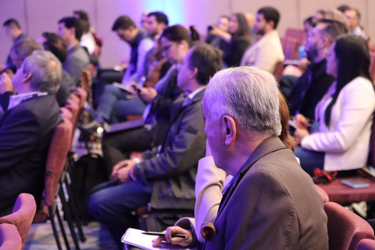 CINTELColombia's tweet photo. ¡Iniciamos la segunda versión del #CINTELAIForum!
Este evento organizado por #CINTEL, @camaracomerbog y @CafamOficial busca apoyar a las Pymes en la comprensión, uso y adopción de la Inteligencia Artificial como motos de productividad e innovación.
¡Bienvenidos! https://t.co/FCcoOIW9Dg