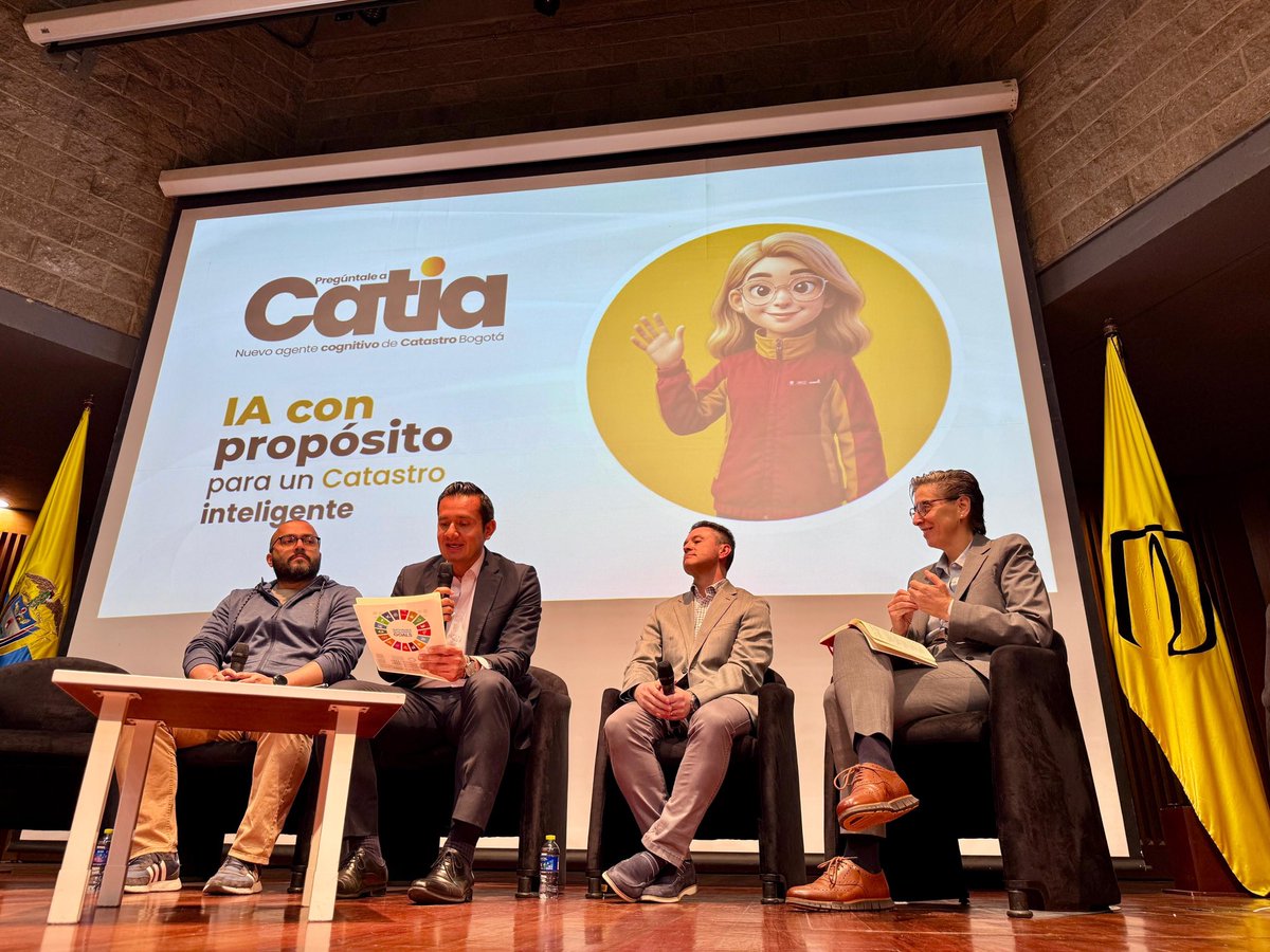 CatastroBogota's tweet photo. Sigue en vivo el Foro IA con propósito para un Catastro Inteligente 📲https://t.co/Sxt40OOVqR https://t.co/aqB5mJGeaP