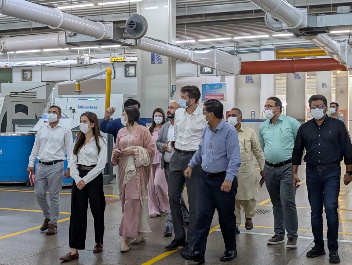 HelvetasP's tweet image. On 9 October, the EU Monitoring Mission visited Faisalabad as part of the Capacity-Building for Socially Diligent Agribusinesses (CSDA) Project, funded by the European Union.
Read more: 
linkedin.com/feed/update/ur…

@EUPakistan | @Helvetas 

#csda #helvetas #euinpakistan