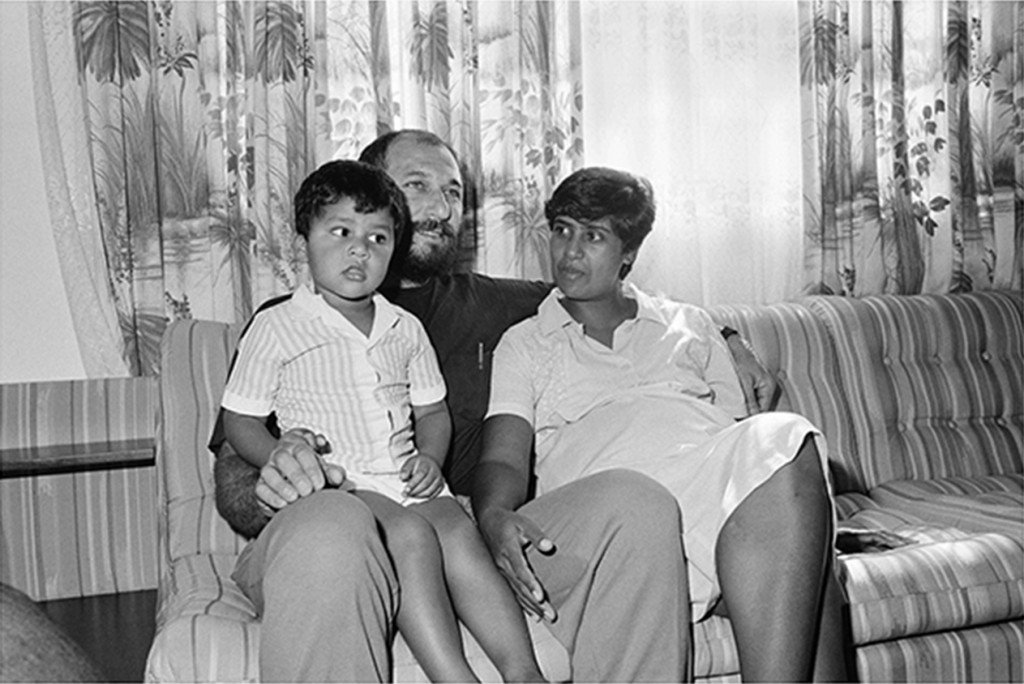 Trevor Manuel with his then wife Lynne Matthews and son Govan on his release from detention, 1988. Photograph: Zubeida Vallie