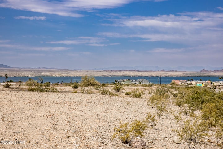 lafig's tweet photo. 📣TODAY'S LISTINGS... 5 all NEW residential, condo, land and commercial listings posted in the last 24 hours. 👏 Pics below.

https://t.co/6XOuOUEt4u

Call me 928-855-9781

#havasurealestate #havasurealtor #havasurealtors #buyhavasu #lisaturner #selmanandassoc https://t.co/oZAkOUZjY0