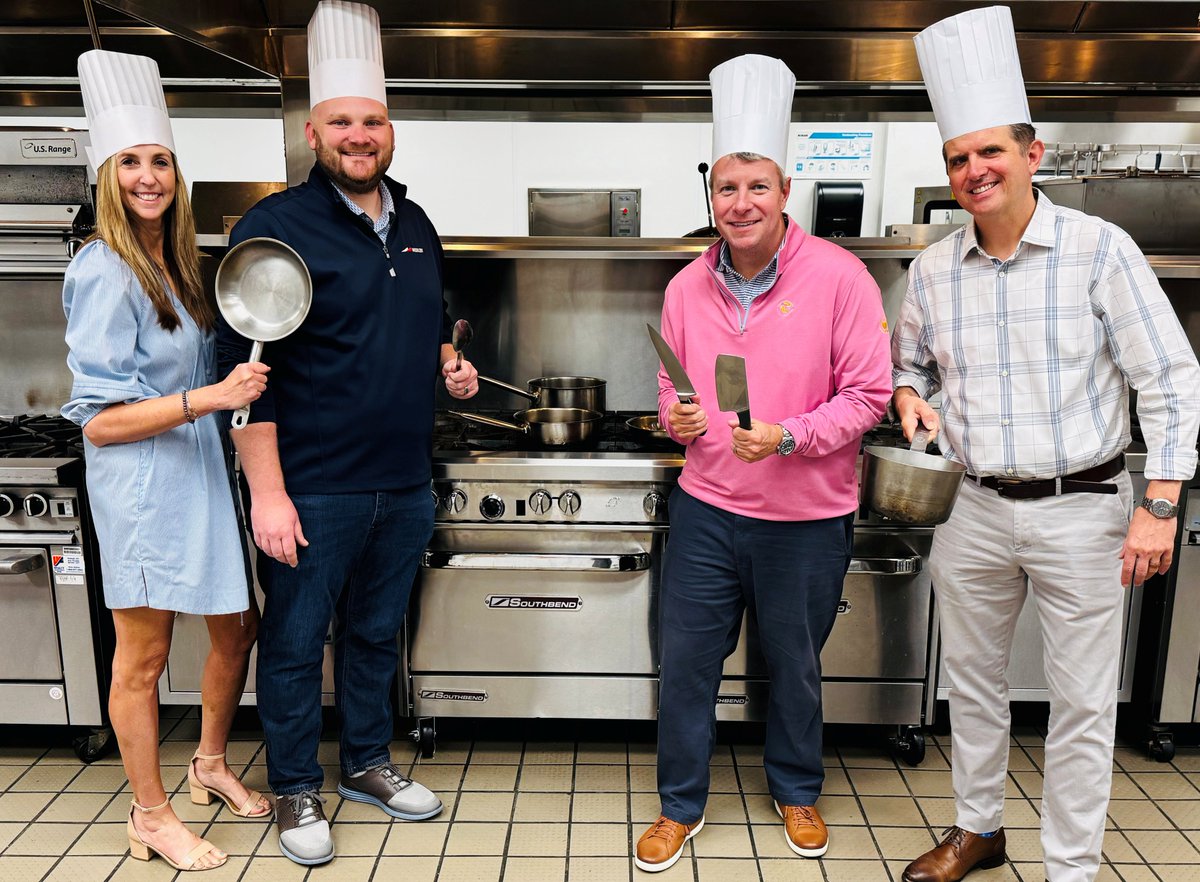 WTCCFoundation's tweet image. We're proud to celebrate @Southbendnc for their generous gift-in-kind to @waketechcc's Culinary Arts program! Their donation includes a 10-burner range, a double-stack convection oven, & a fryer - essential tools to enhance hands-on learning for @wtccstudents. Thanks Southbend!