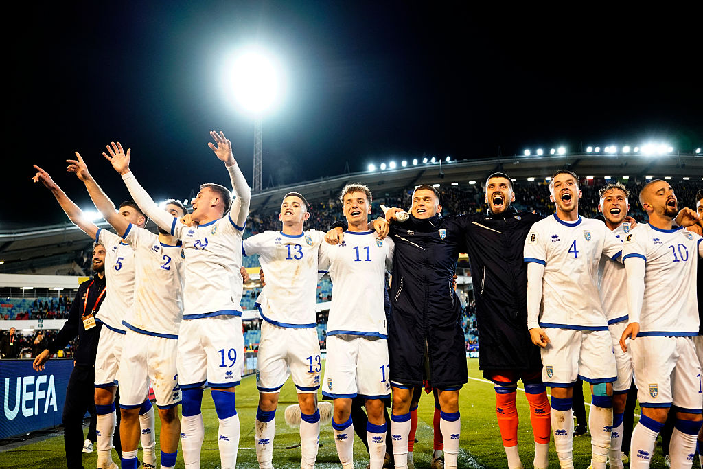 EURO2024DE's tweet photo. 🇽🇰 #TuesdayFeeling ft. @FFK_KS 🙌🤩🎉
#WCQ | #SWEKOS https://t.co/v0L7hcf6s5