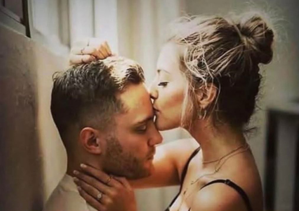 DateNight tweet media