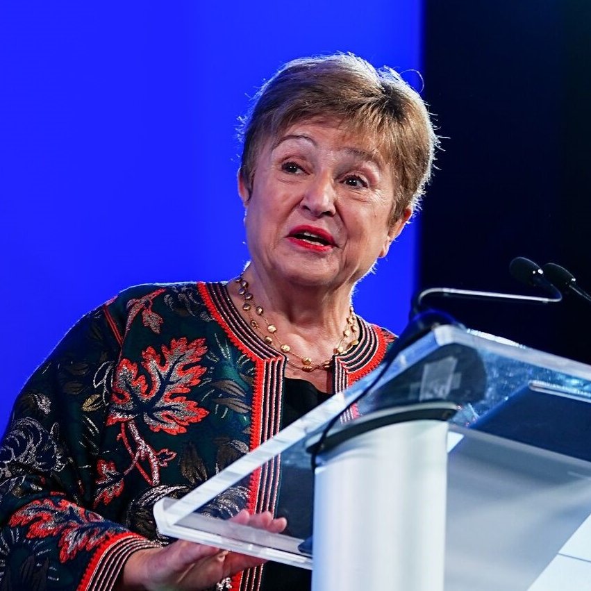 EL FMI RECORTA SUS PRONÓSTICOS PARA ARGENTINA

Lectura rápida
El FMI bajó la proyección de crecimiento de Argentina de 5,5% a 4,5% para este año y a 4% para 2026, señalando que la desaceleración económica continúa. Prevén una inflación promedio anual de 41,3%, mayor al 35,9% que