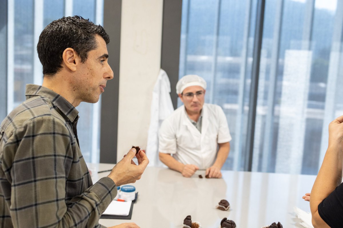 🧠 De bytes a bocados: la inteligencia artificial ya está transformando lo que comemos. Estamos explorando cómo aplicar #IA para desarrollar fórmulas más saludables, automatizar procesos y entender lo que nuestros consumidores necesitan… antes de que lo pidan. #FelizMartes