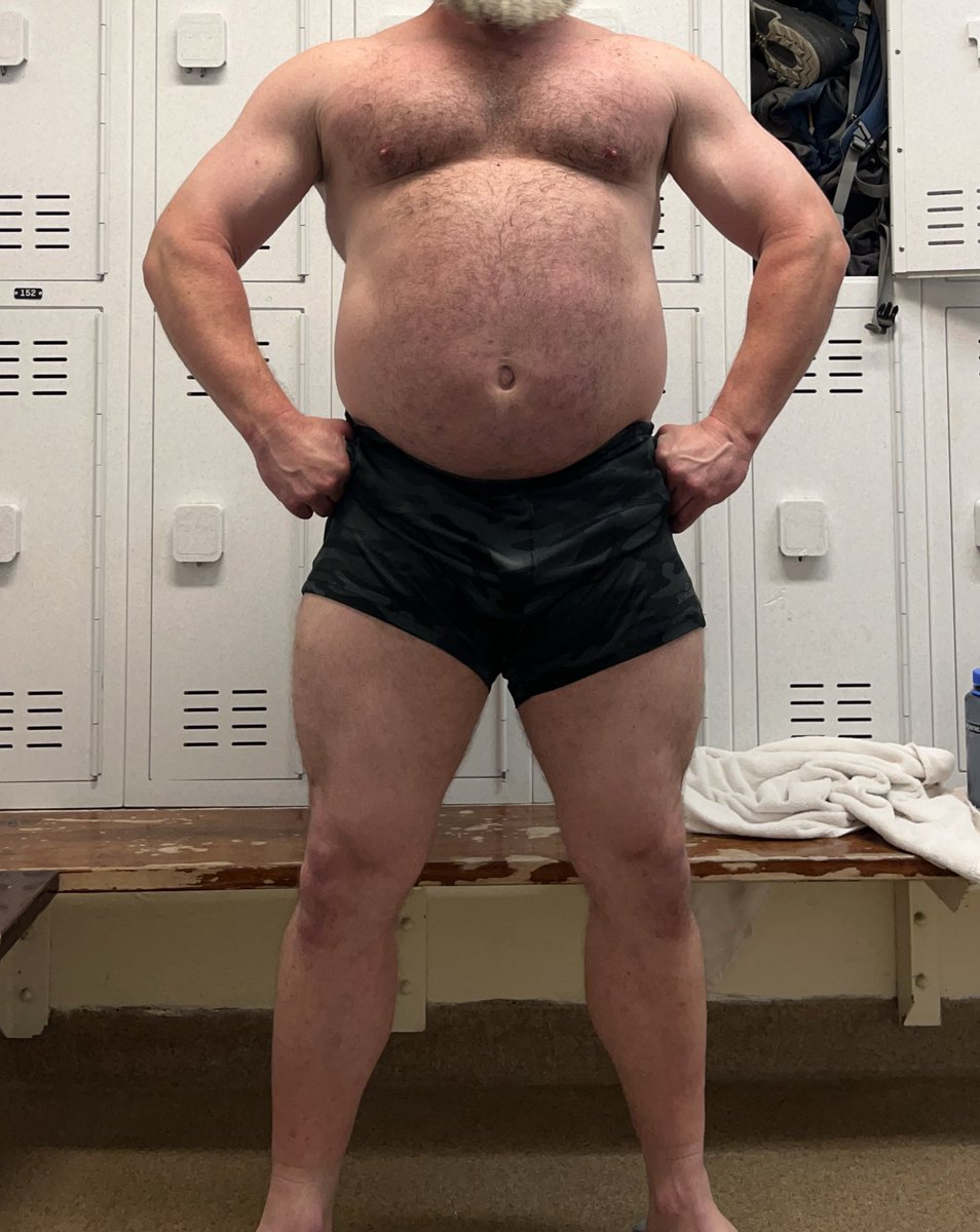 BeerStud81's tweet image. Leg day is always brutal.

#squats #musclbear #swole #quadzilla