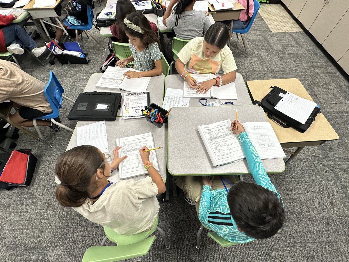 Alaina_Boaz's tweet image. Modeling the “I Do,” students collaborating, and an Everybody Writes to discover that the order of factors doesn’t matter-you still get the same product! 🙌Way to go, Ms. Ponce and the @HendersonMISD Tigers for making math meaningful and hands-on!🐯#MidlandISDMath