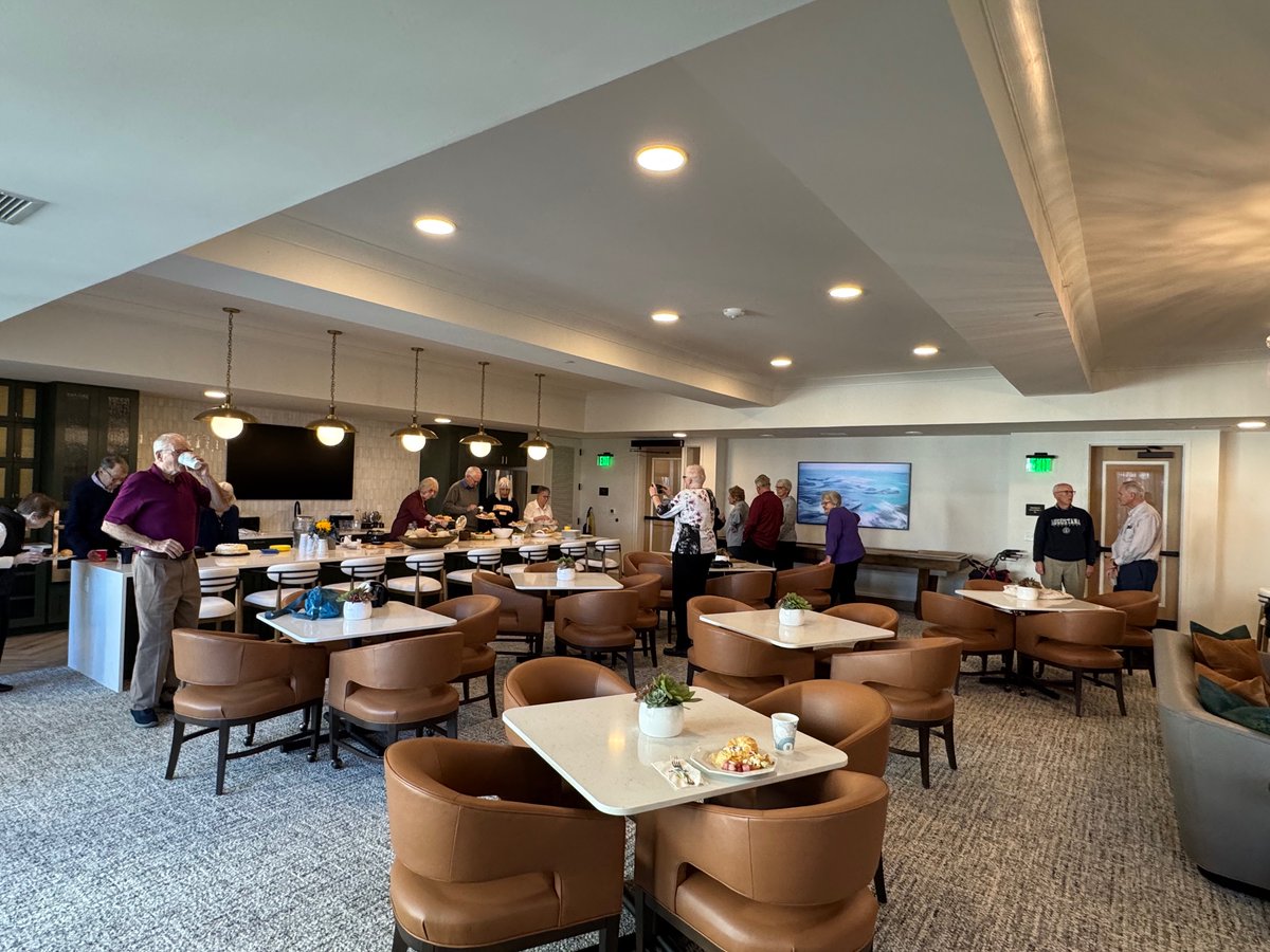 Augustana SD Alumni tweet media