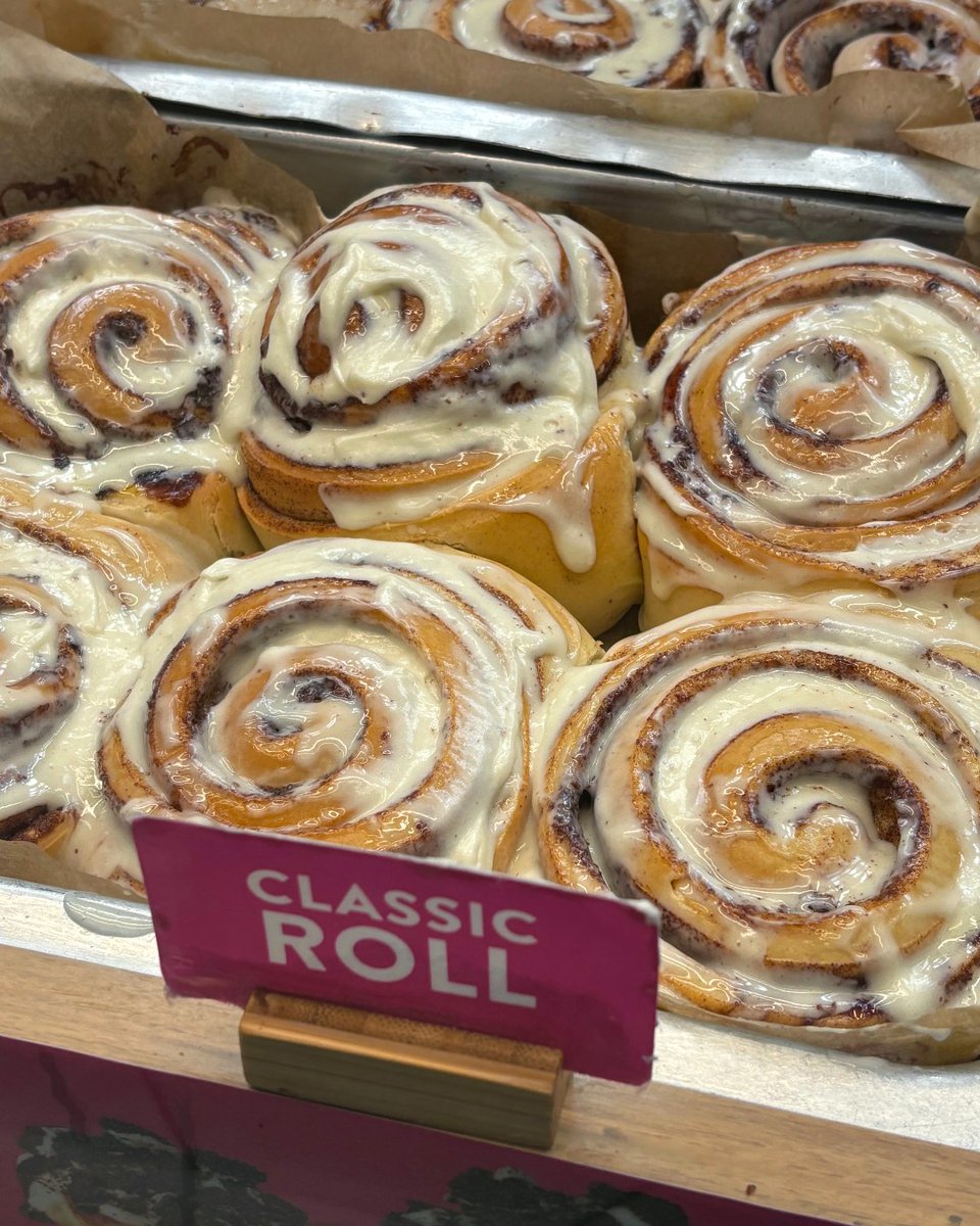 Cinnabon tweet media