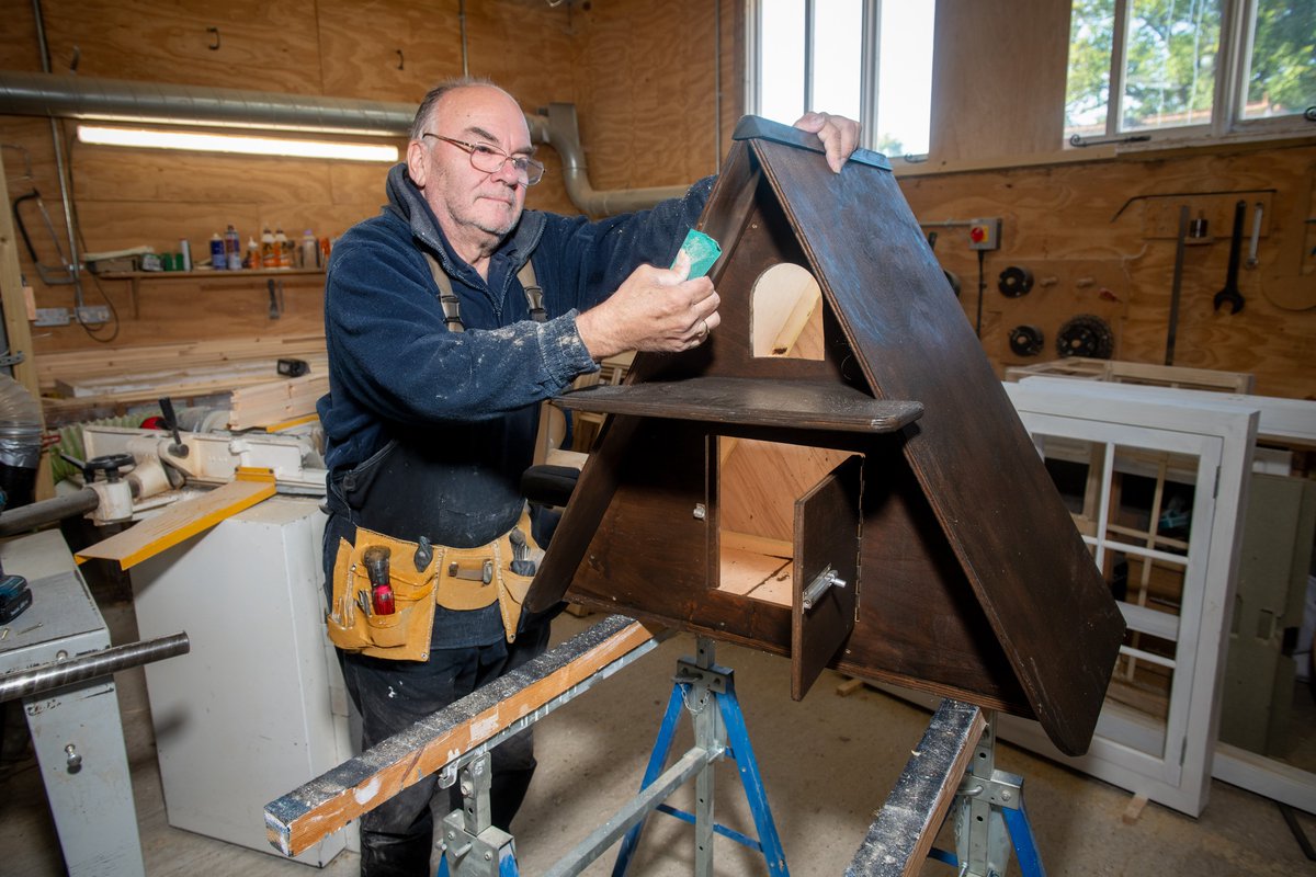 Englefield Estate tweet media