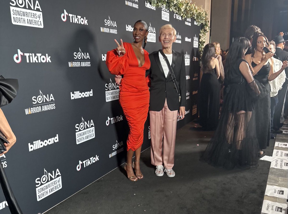 BitrickJohn's tweet image. The elegant powerhouse COO of SONA and The SONA Foundation, Kellie Brown, and I at the star-studded Warrior Awards this Sunday night at the Skirball.