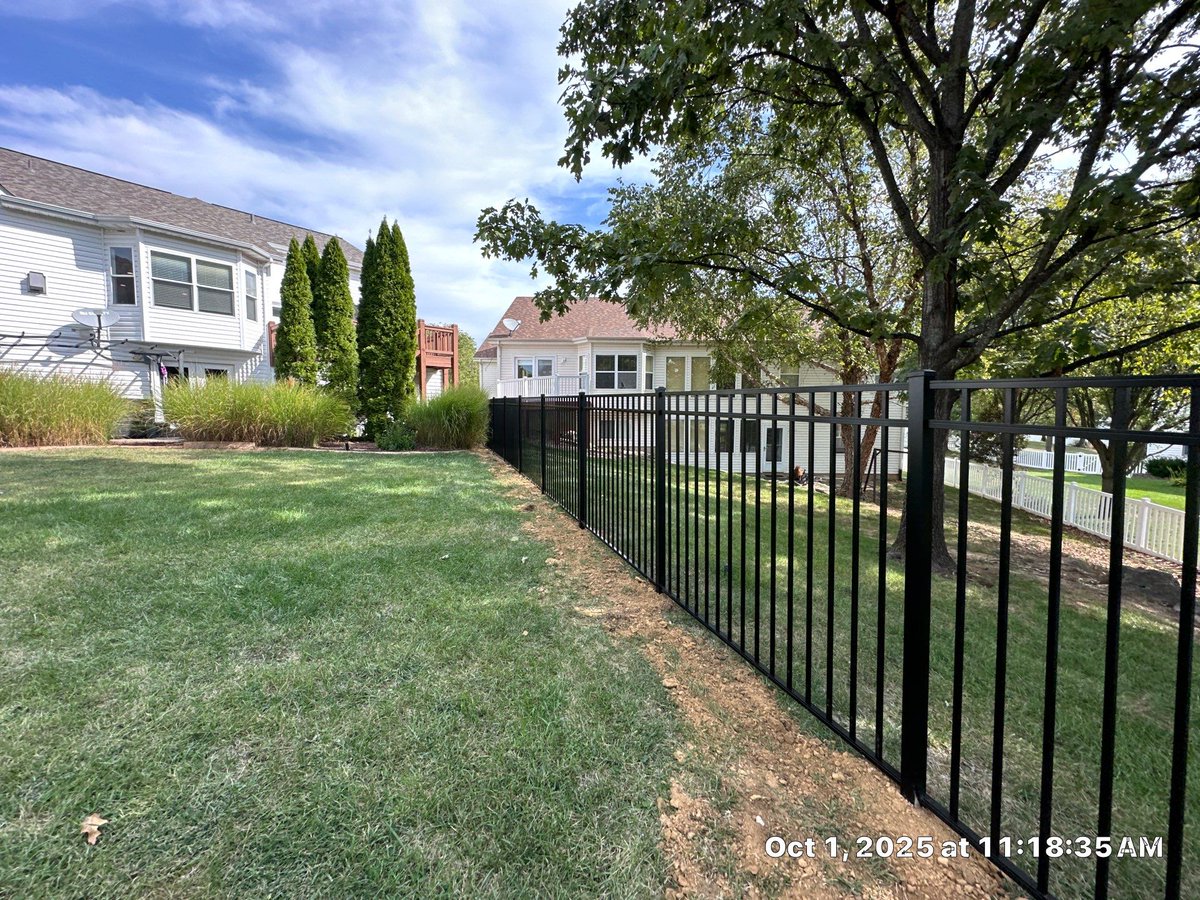 fencedeck_depot's tweet photo. Customer Review: Had an excellent experience from beginning to end! Fence quality is great! Installation went smoothly! - LuAnn https://t.co/ljTGJVmto8