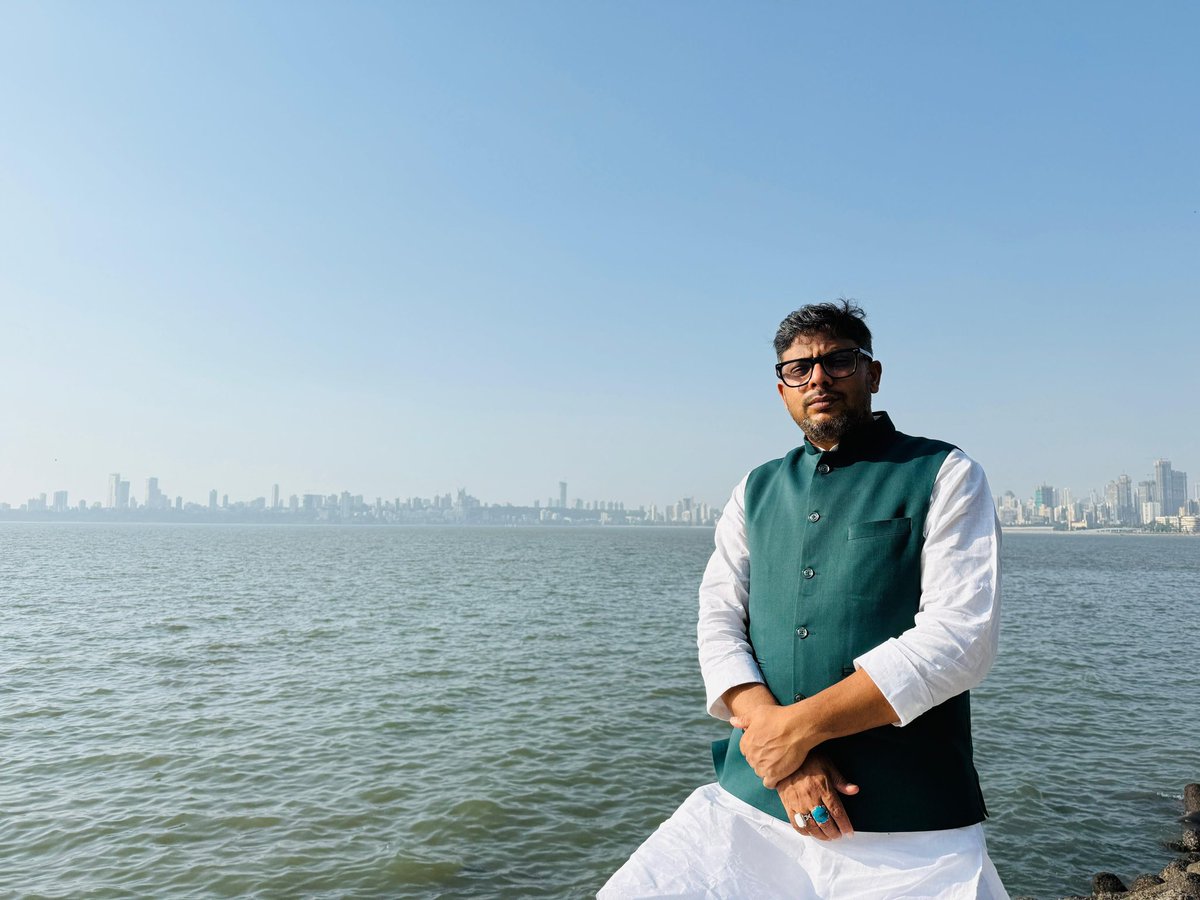 basitalibjp's tweet image. “कुछ पल मुंबई के थे, बाक़ी ज़िंदगी उन पलों की होगी ✨”

#MumbaiDiaries  
#CityOfDreams  
#BombayVibes  
#MumbaiMoments  
#TravelWithSoul  
#UrbanEscape  
#WanderInMumbai  
#TravelDiaries  
#StreetsofMumbai  
#SoulfulJourney  
#MumbaiFeels  
#MyMumbaiStory  
#TravelReels