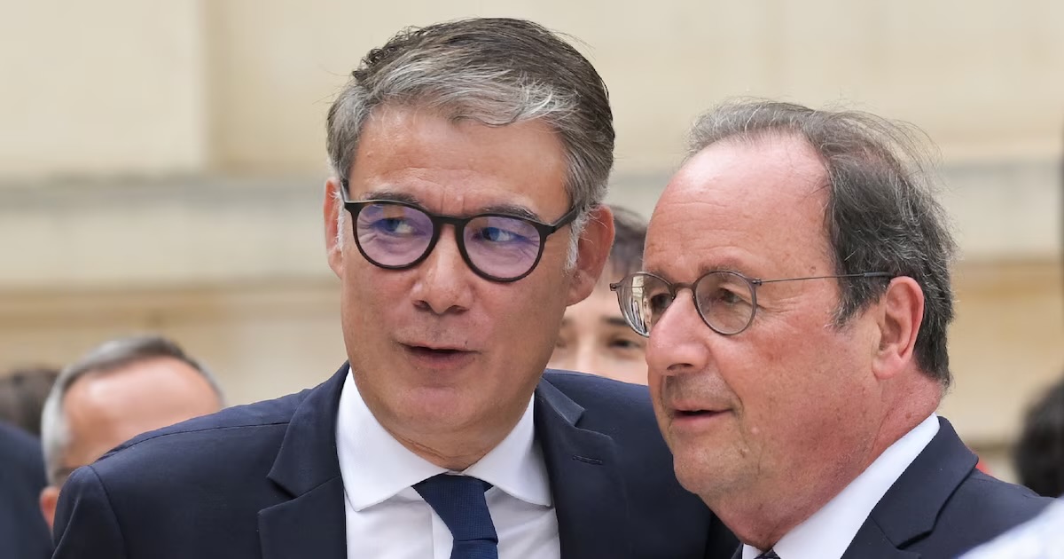 VirginiePerez15's tweet image. 🇫🇷Gabegie française : En France c’est la Parti socialiste, qui tient. notre destin entre ses mains. Ce parti n’a pas fait 2% aux présidentielles…
Nous sommes chez les fous